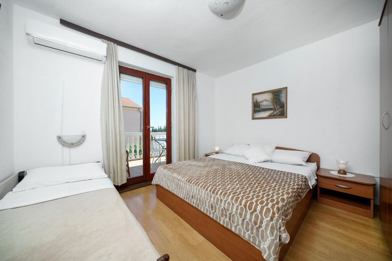 Apartmani Krizanovic โวดีเซ ภายนอก รูปภาพ